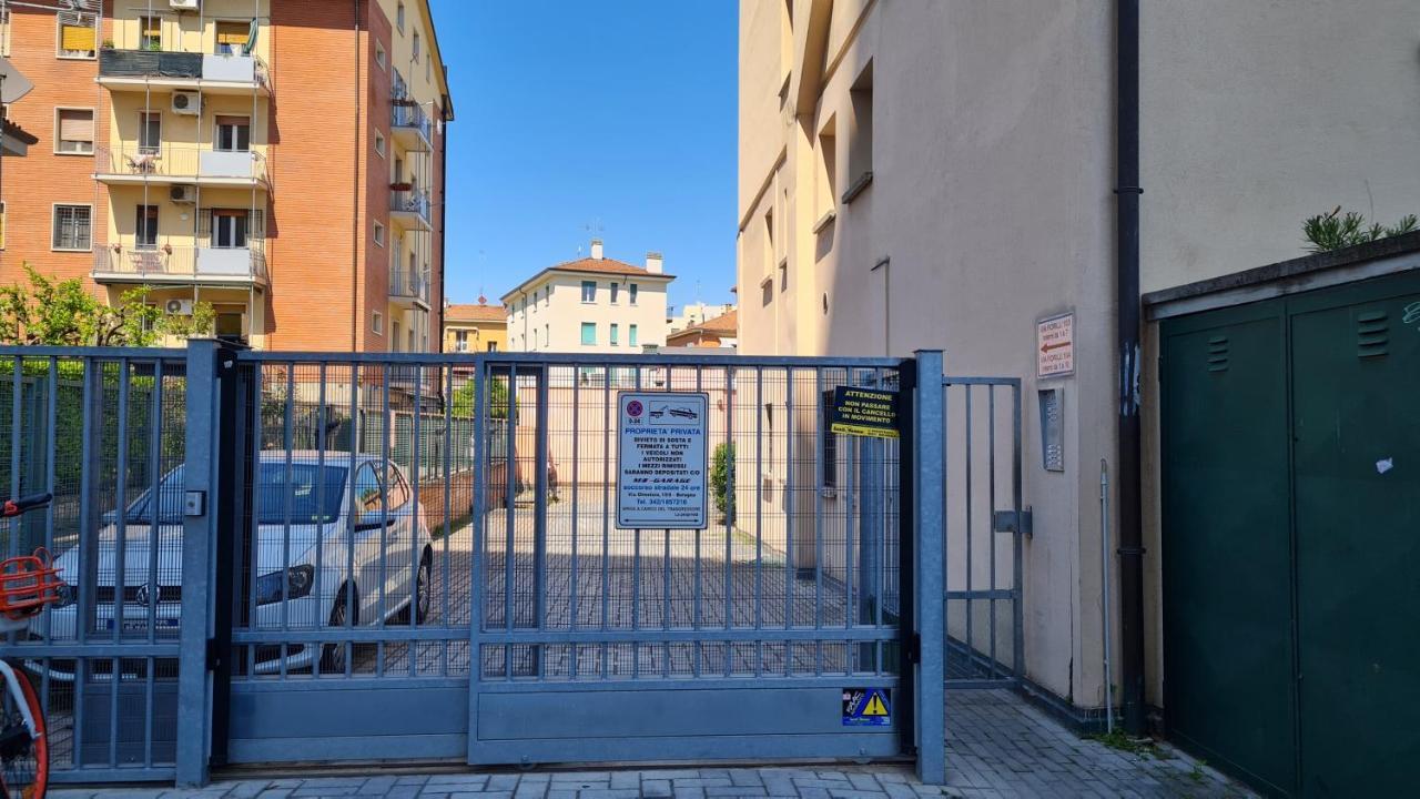 Fiorilli House - Fair District - Gratis Private Parking Apartment Bologna Exterior photo
