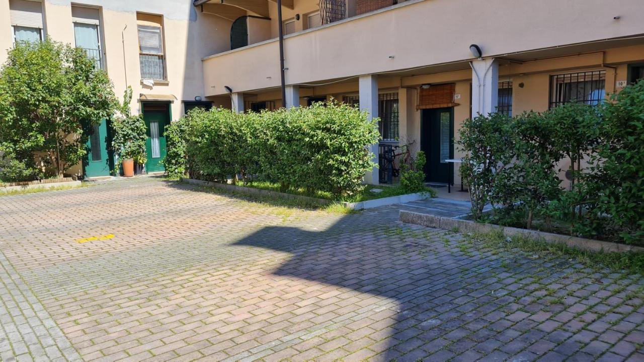 Fiorilli House - Fair District - Gratis Private Parking Apartment Bologna Exterior photo